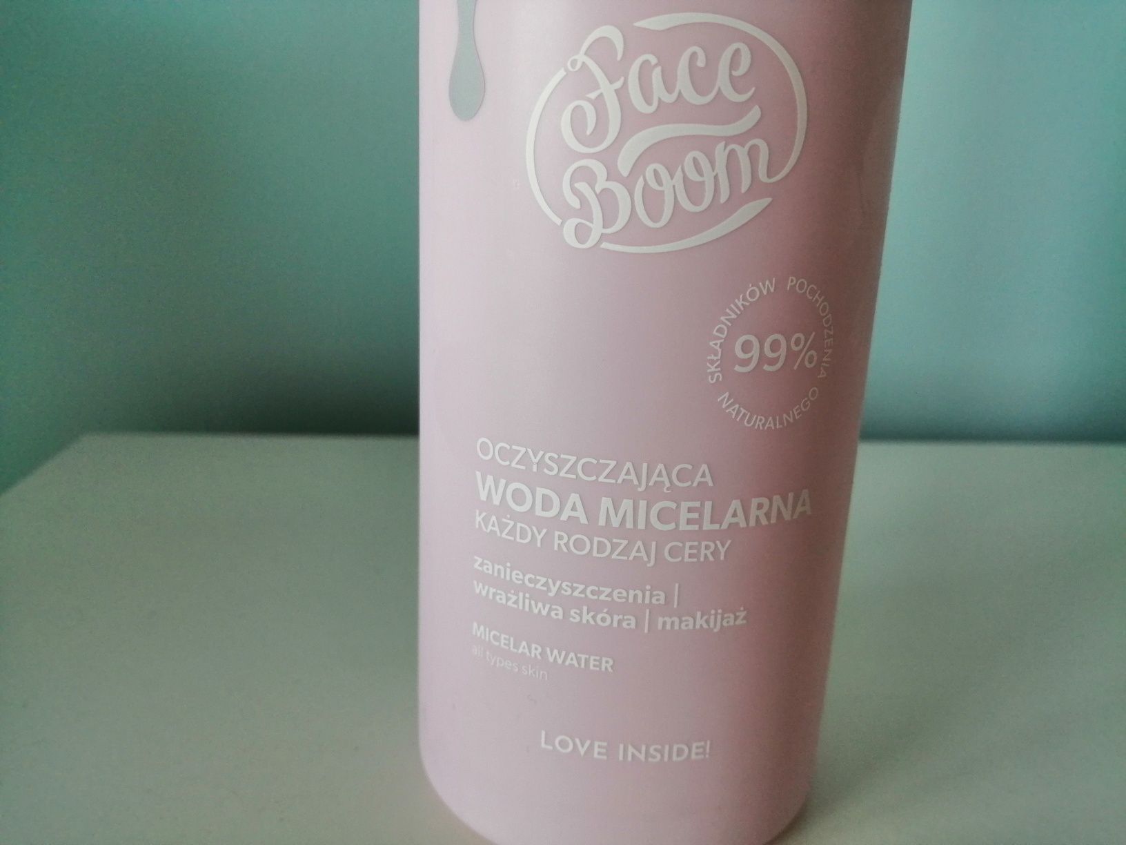 Faceboom oczyszczająca woda micelarna
