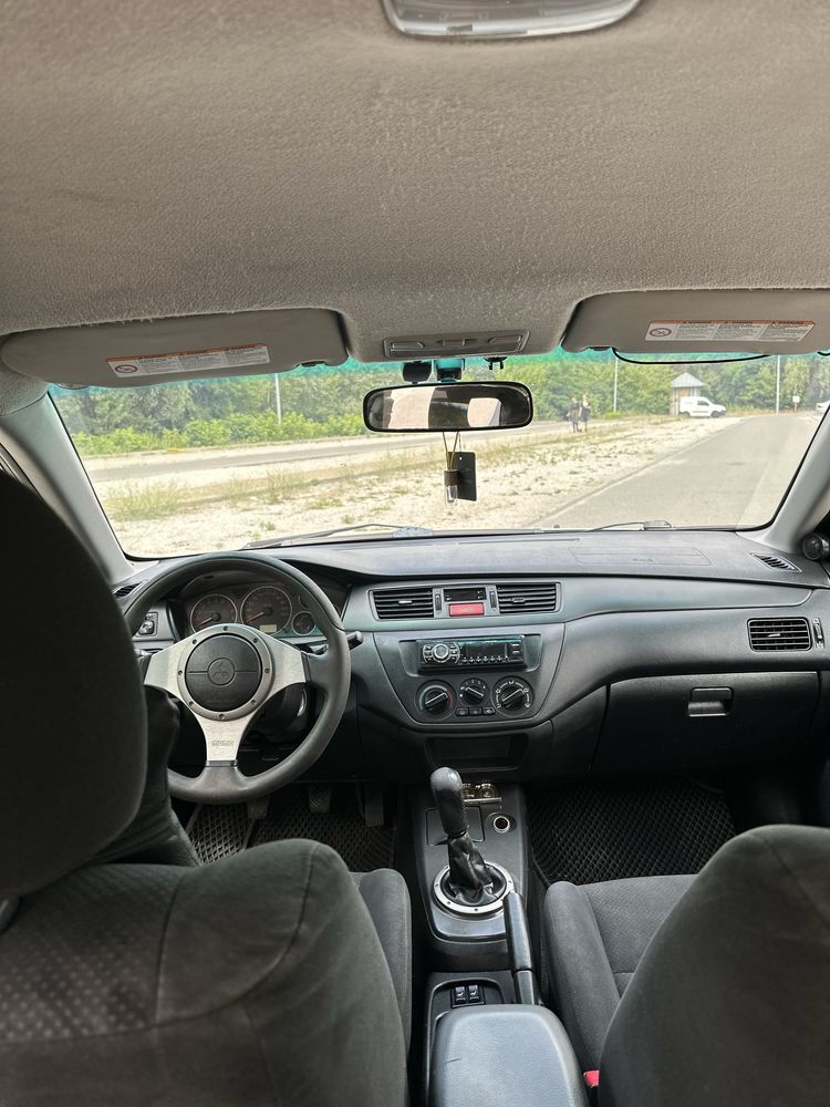 Продам Lancer IX(9) 2.0 на механике