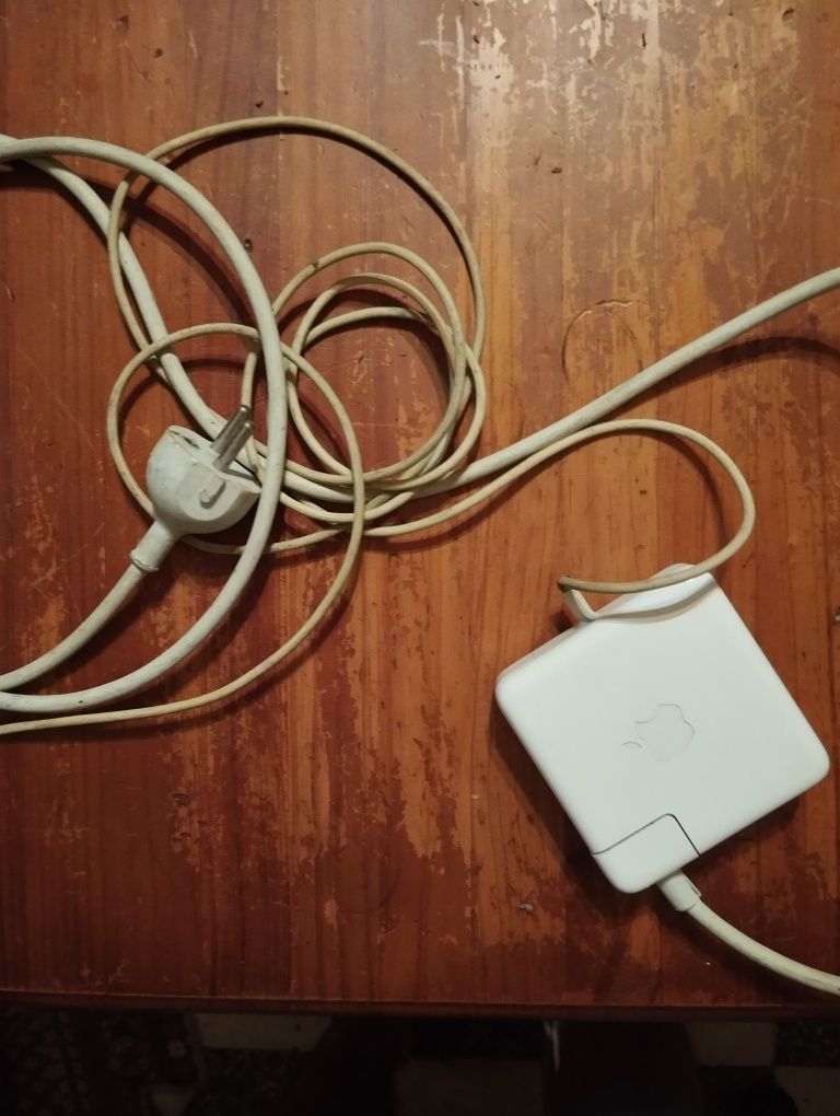 Carregador Apple 85 w Magsafe