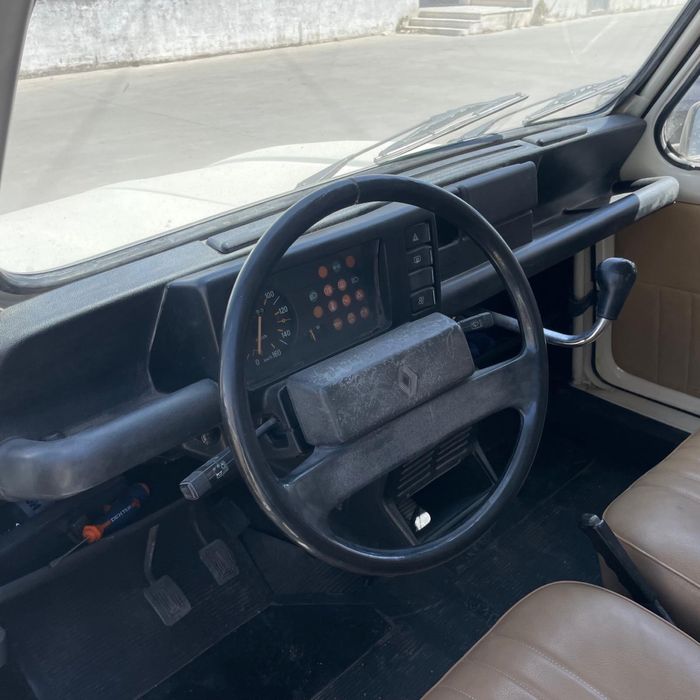 Renault 4 GTL restaurada