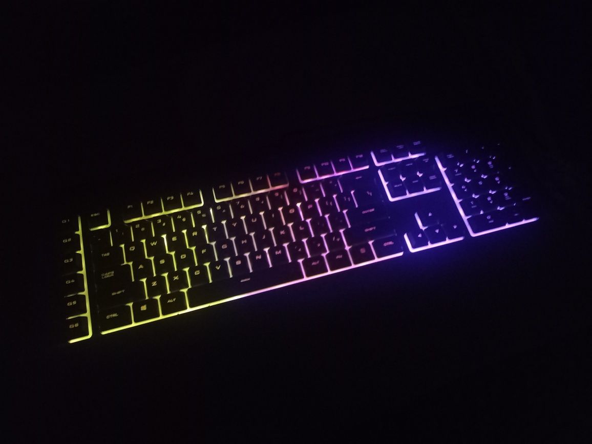 Klawiatura Corsair K55 podświetlana