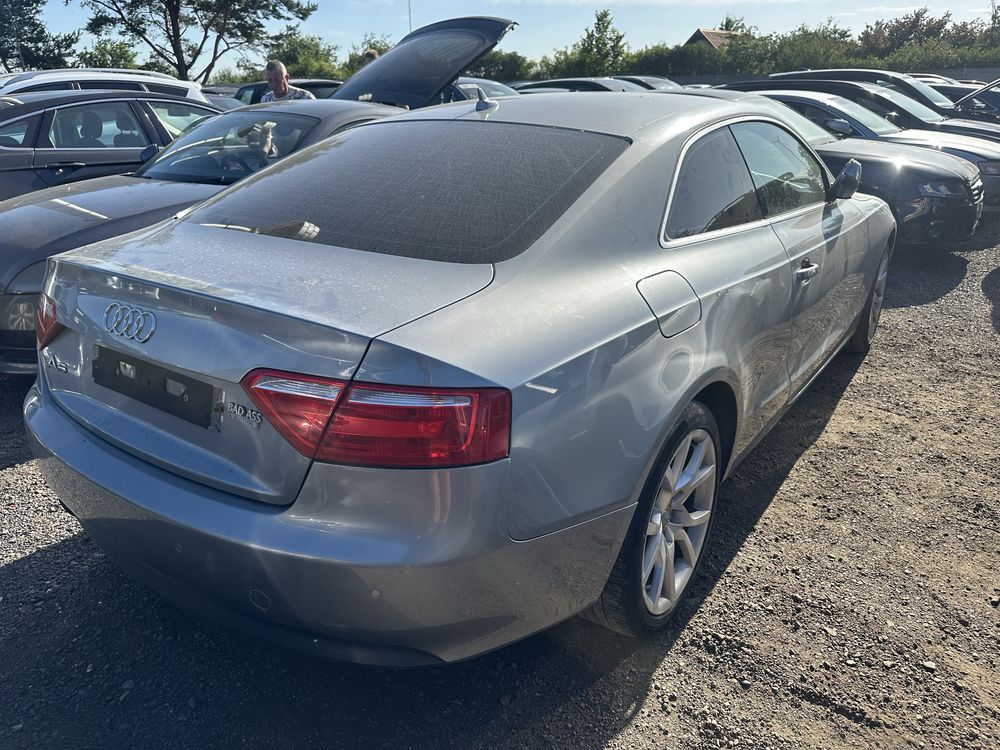 Audi A5 silnik 2.0 TDI  CAHA 2009r,Anglik z kluczykami