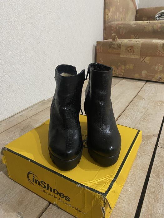 Сапоги/чоботи /шкіряні