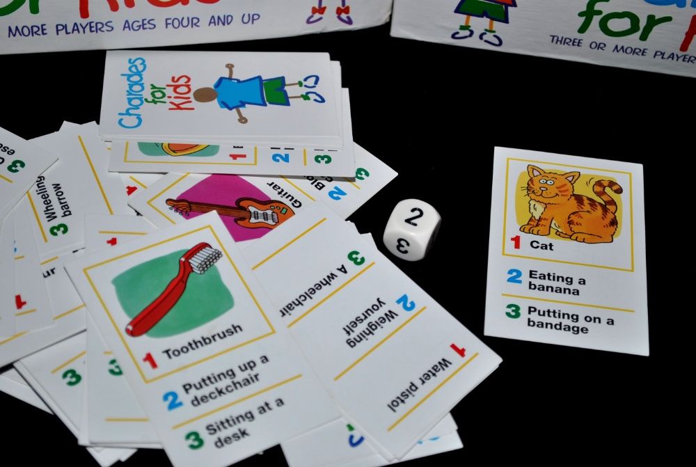 Игра шарады для детей 4+ и взрослых «Угадайка!» английский язык