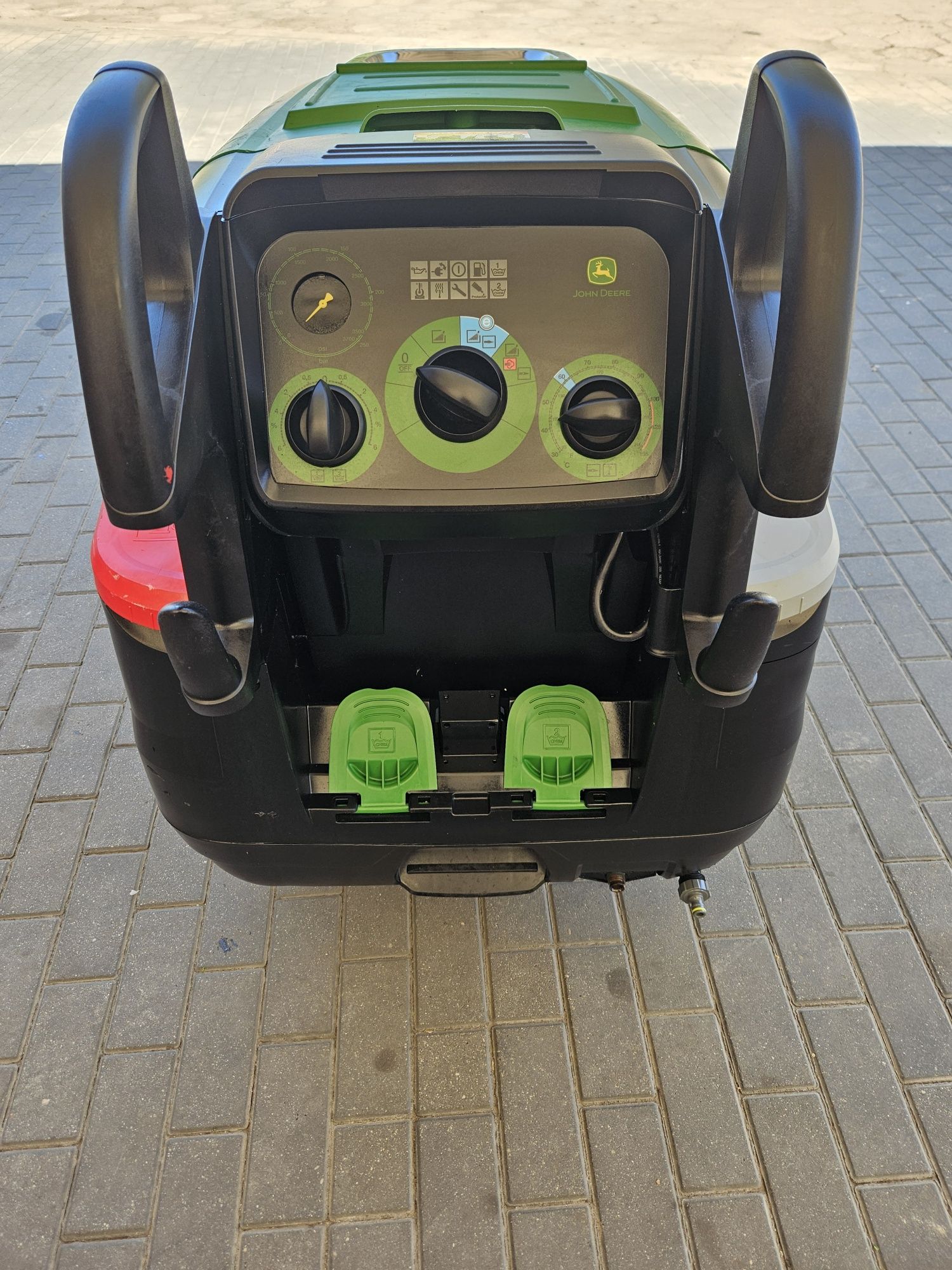 Myjka John Deere AC-180EH  Karcher HDS 12/18-4S  11000 netto.