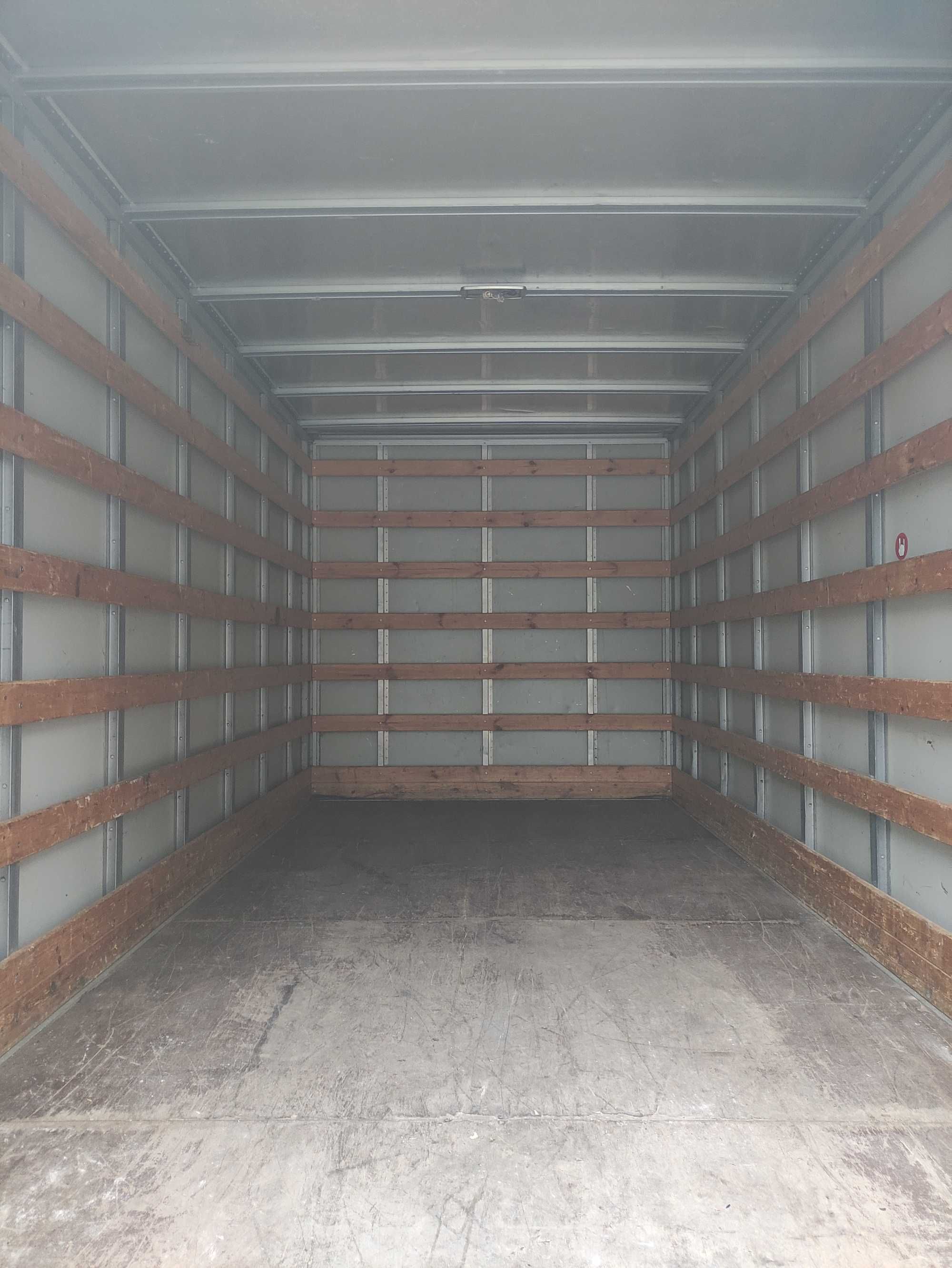 Mitsubishi Fuso Canter Ligeira só 72.000km Semi-Nova