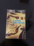 Livro - O Mundo dos Túmulos