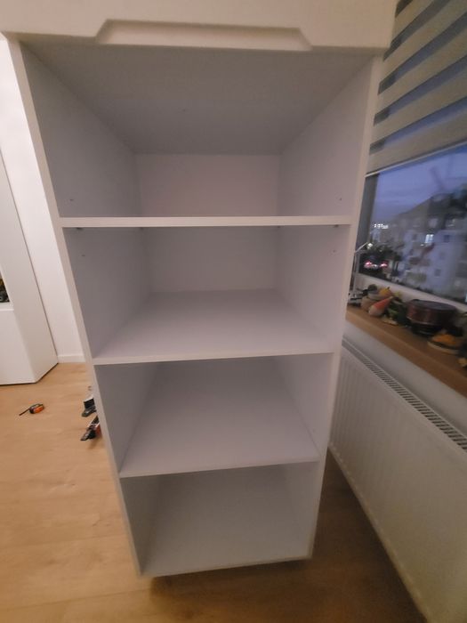 Sprzedam biały słupek