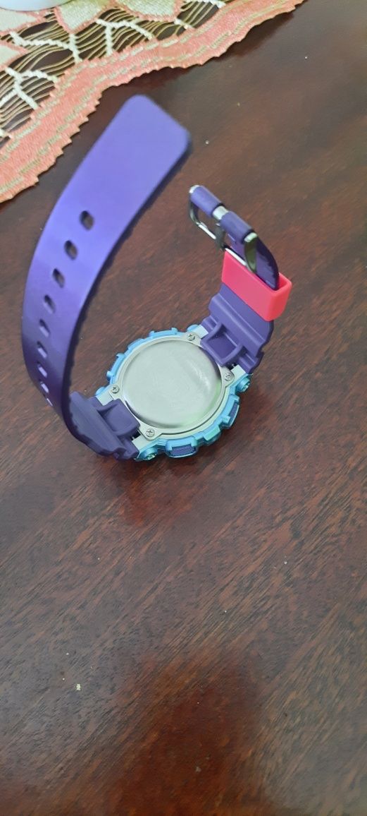 Zegarek Casio G-SHOCK  GMA-S110HC