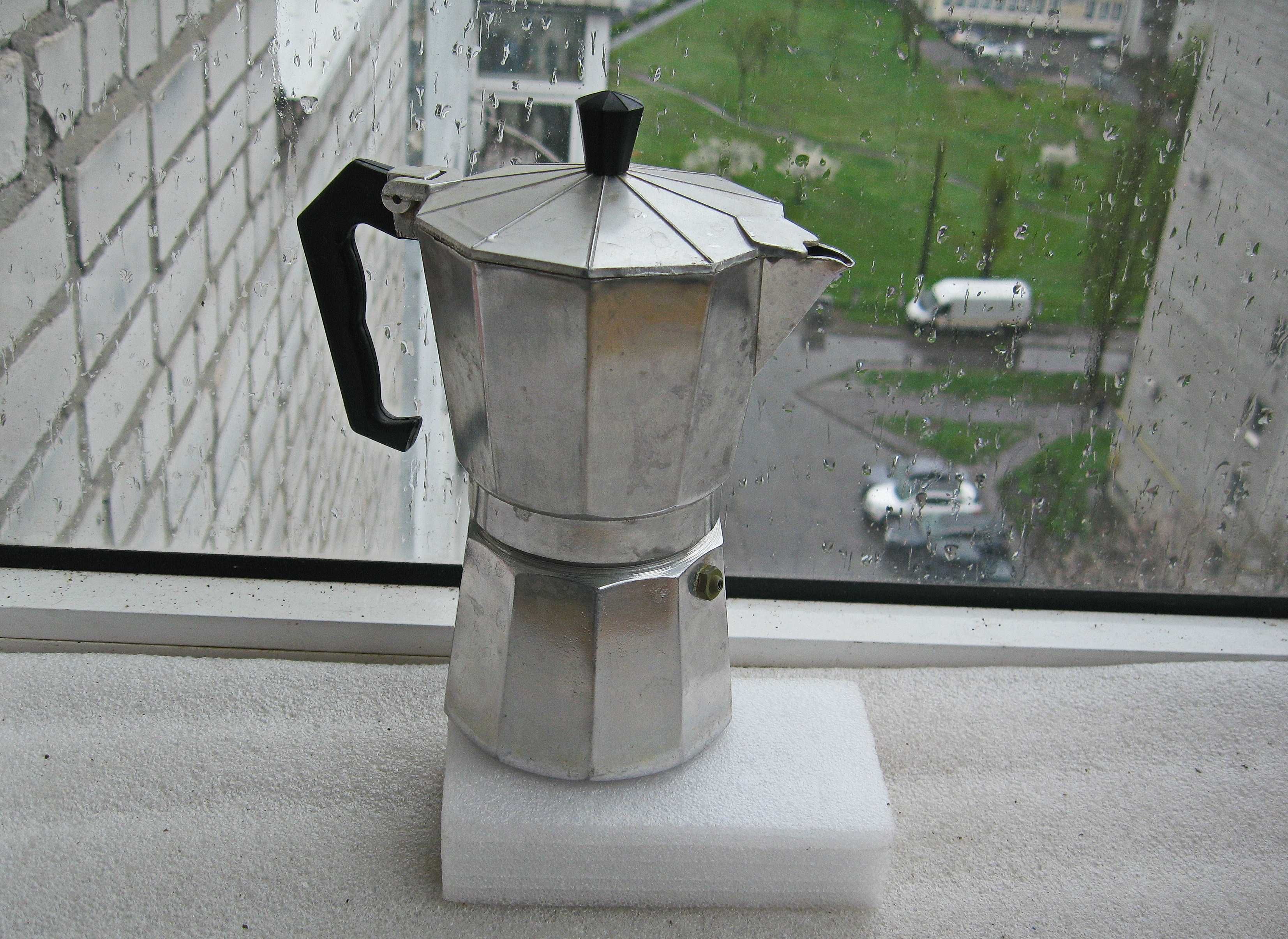 Гейзерная кофеварка для газовых, электро плит. 0,25 литра.