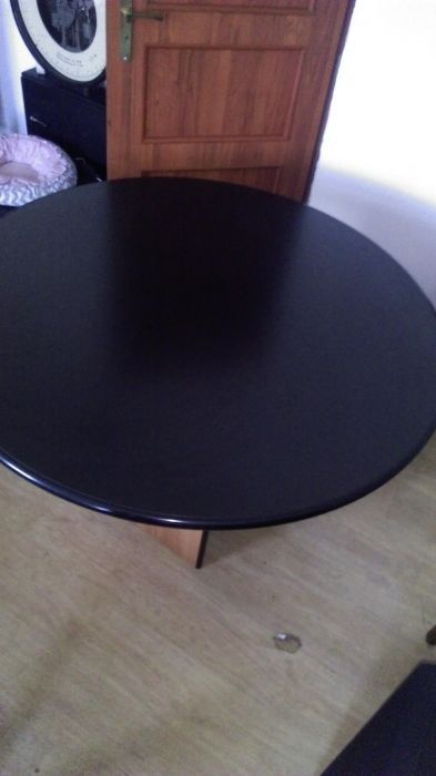 Stol duzy srednica 140 wloski