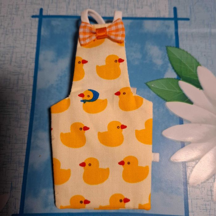 Ubranie Pielucha Pampers dla Ptaka w kaczuszki