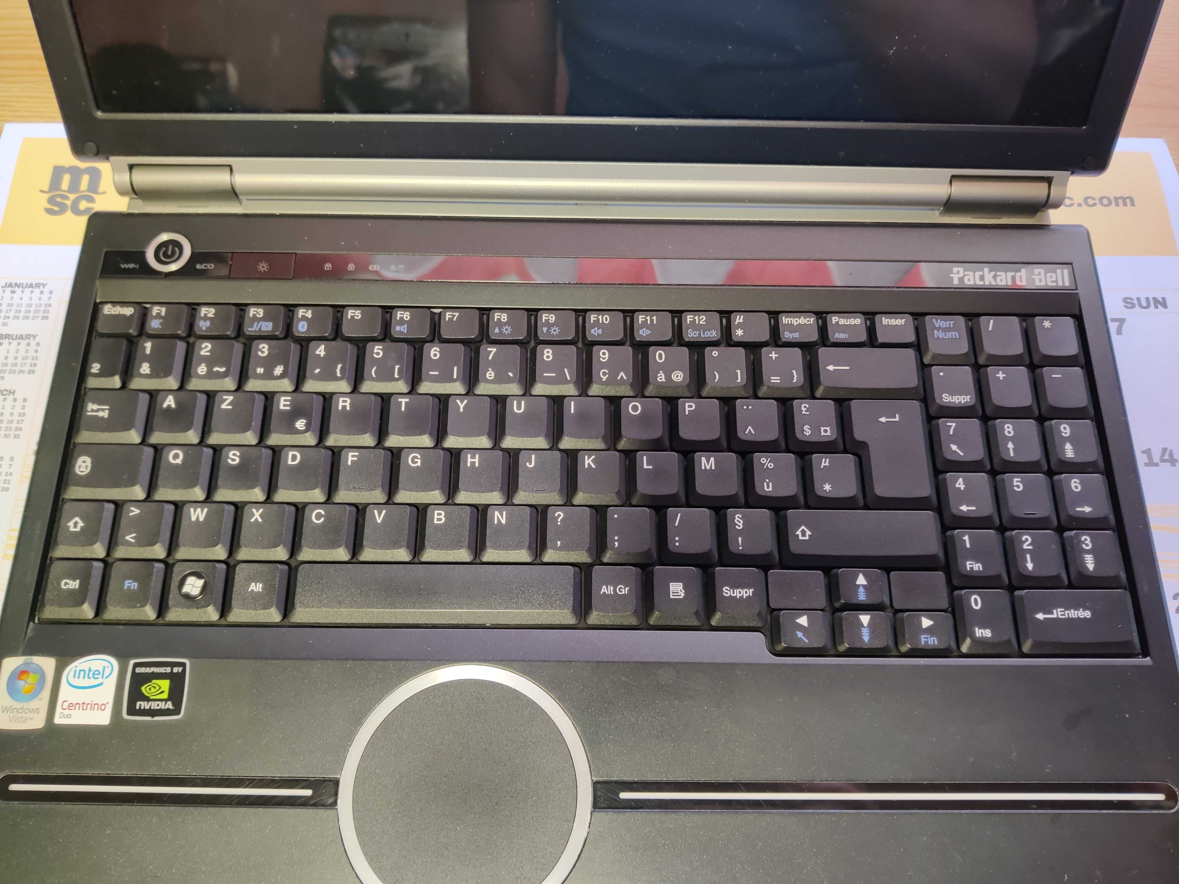 Portátil Packard Bell Ares GP2