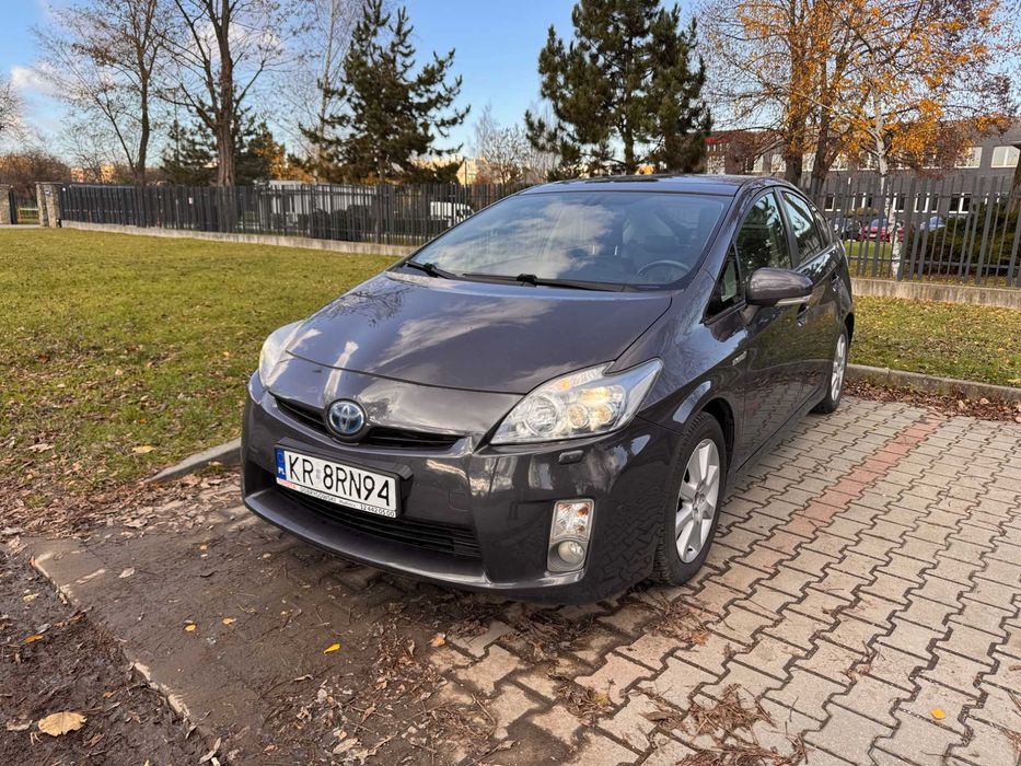 Toyota Prius 3 gen hybryda 2009 Solar