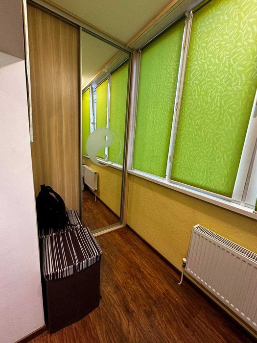 3к квартира на Південно-Заході з меблями і технікою!Гарний ТОРГ!