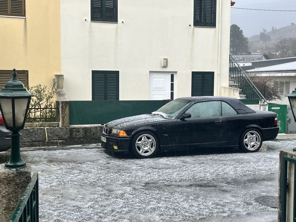 BMW E36 320i Cabrio