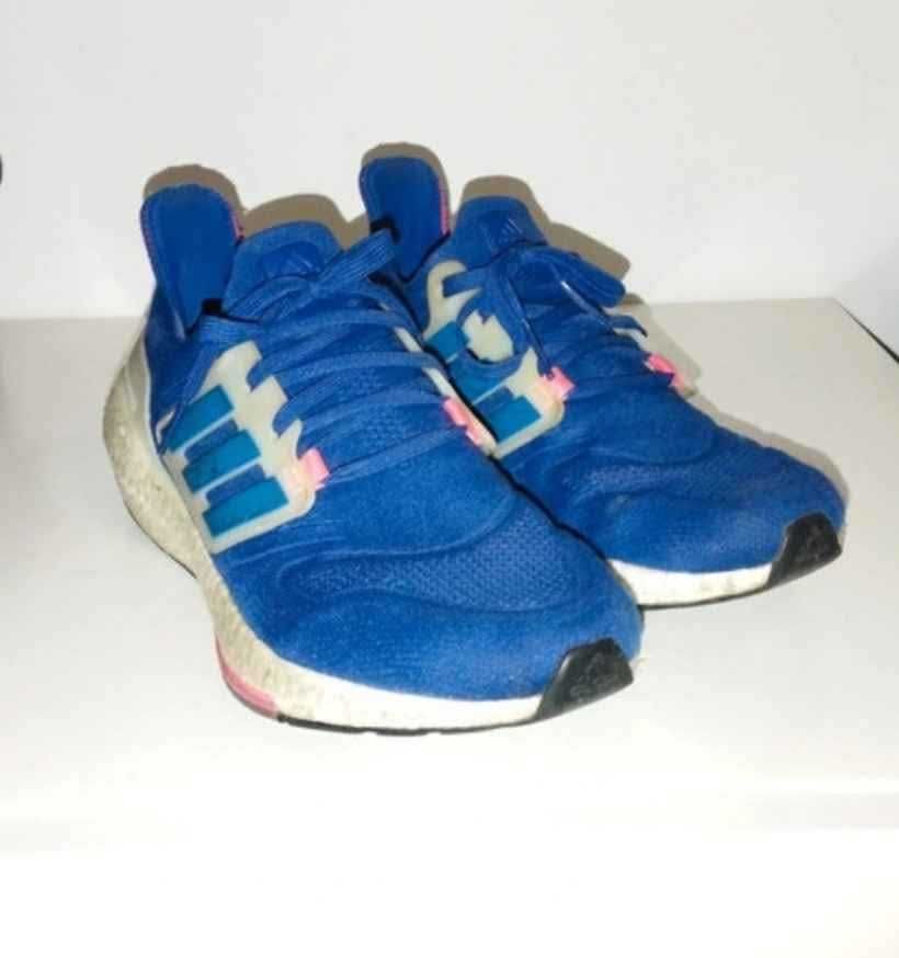 Adidas Ultraboost 22 Blue/Vivid Orange