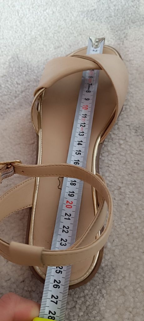 Sandały skóra, Lasocki, r. 40, beż i złoto, jak nowe