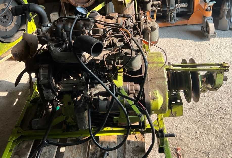 Silnik Perkins A4-154 4 cylindry kopuła kombajn claas Compact 30,25,20