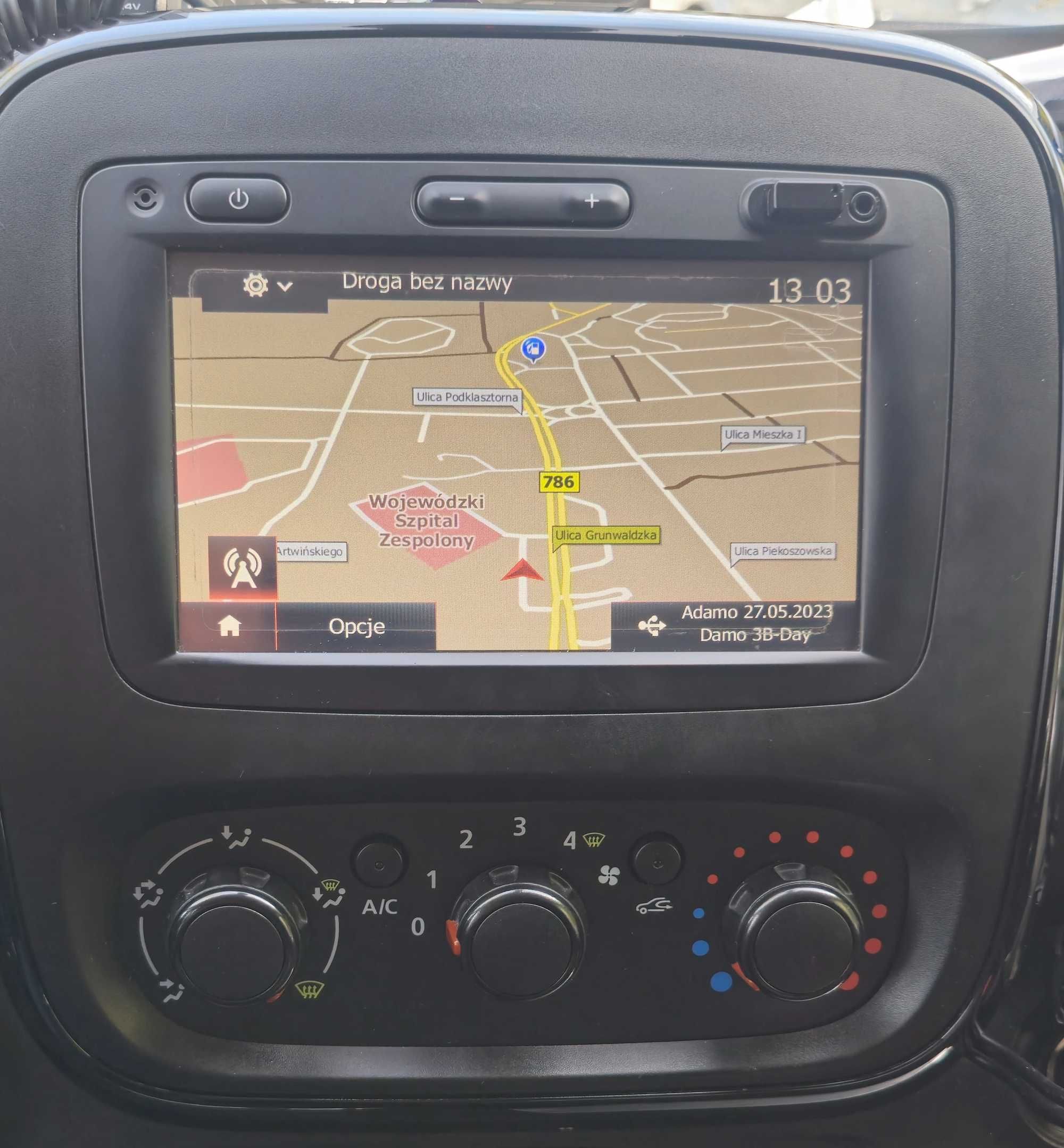 Orginalne radio Opel Vivaro renolaut Trafic 2019