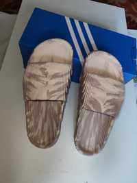 Сланцы / Шлепки adidas adilette 22 пантолети