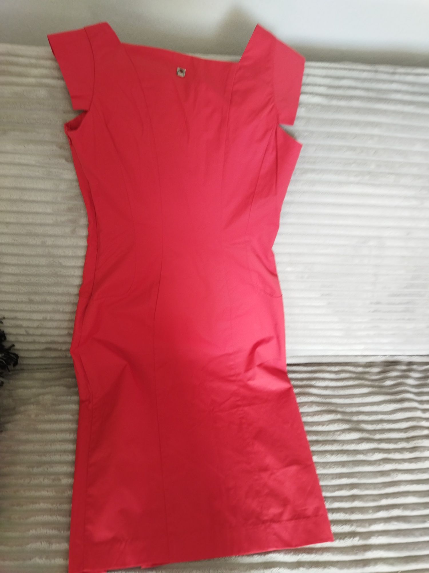 Sukienka czerwona Tiffi
