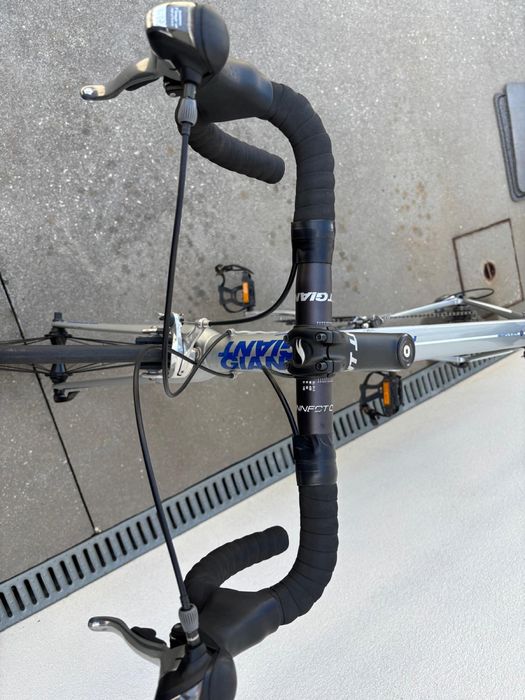 Bicicleta Giant Defy Aluxx SL2 FluidForm