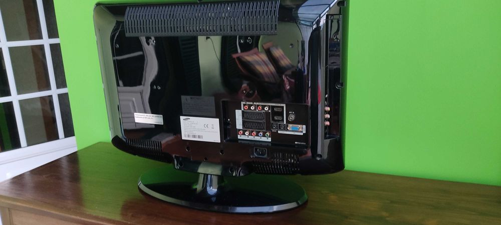 Televisão Samsung LE23R81BX