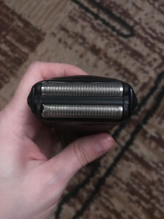 Електро бритва remingron