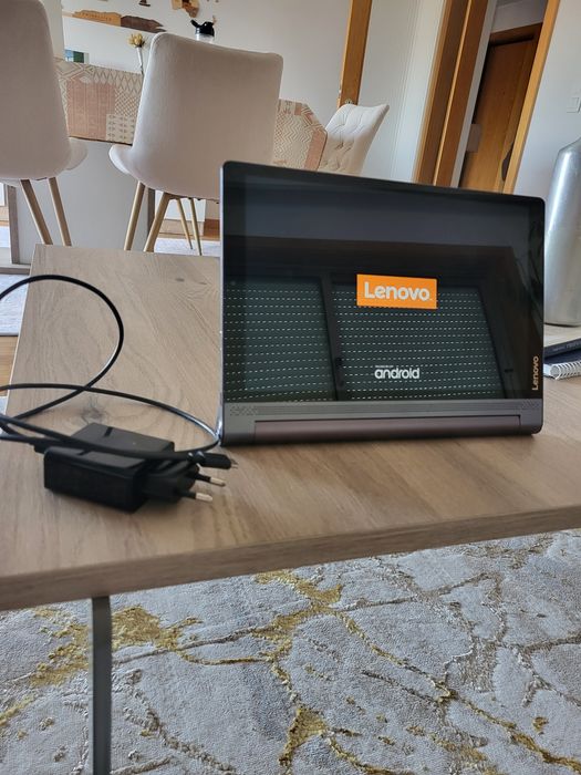 Tablet Lenov Yoga Smart Tab - YT-X703F