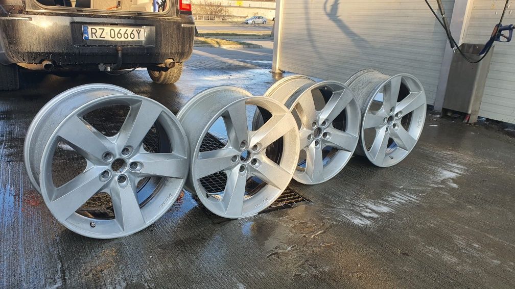 Felgi startech r20 et 38 srednica otw centr min 71.6mm