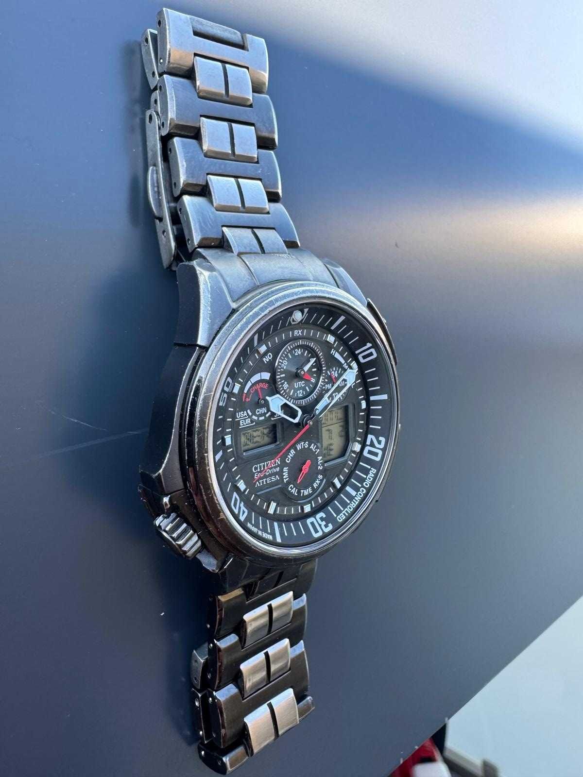 Zegarek Citizen U-680 Attesa Eco-Drive Duratect