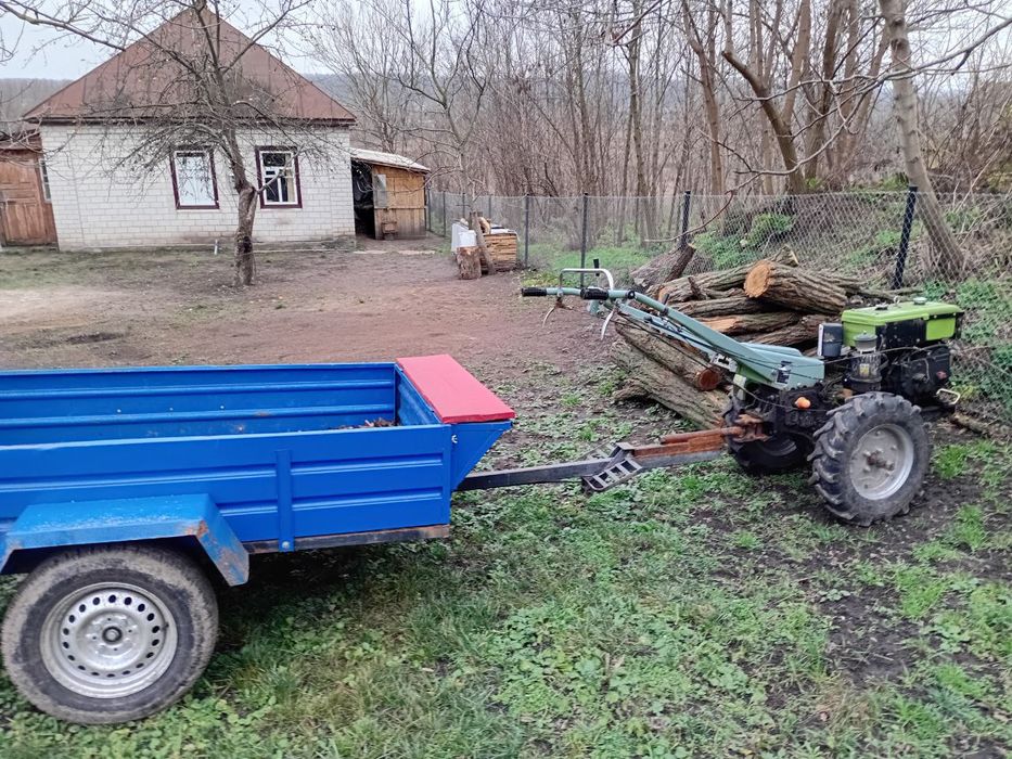 Продам мотоблок,стан практично новий,робочий.всі питання по телефону