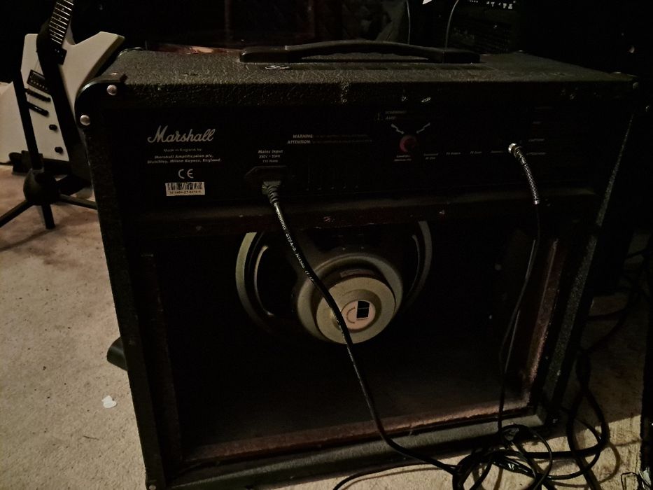 Ламповий Комбопідсилювач Marshall Valvestate 2000 AVT50 + футсвіч