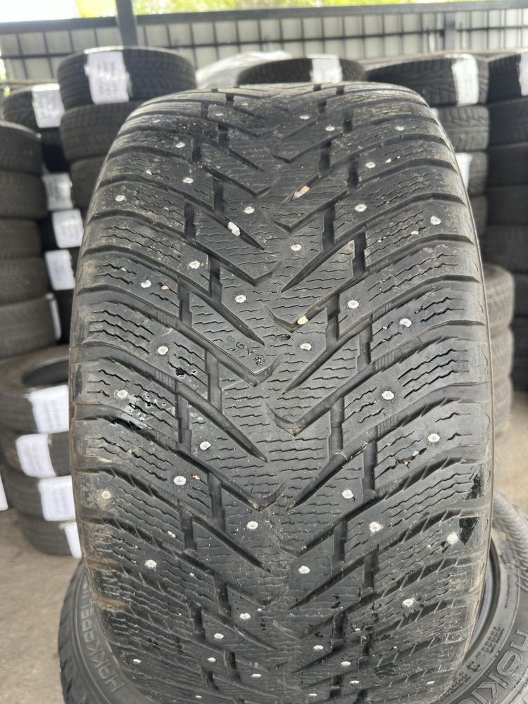 Резина зима 295/40 r20