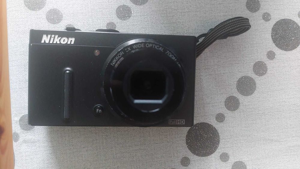 Aparat kompaktowy Nikon Coolpix P330, stan bardzo dobry - rezerwacja