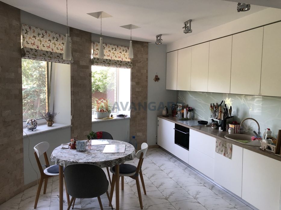 У продажу 2-х пов. Будинок Авторський проект басейн. Обухівка 190000$