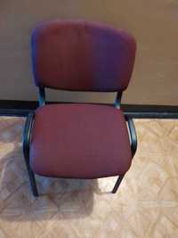 Продам офисные стулья AMF цвет красное с черным