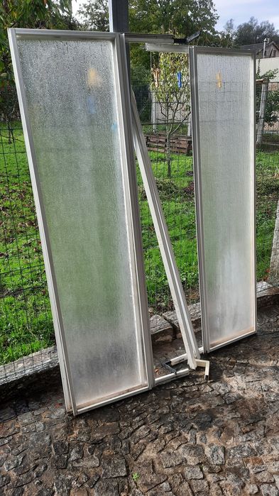 Reguardo de chuveiro. 80x80