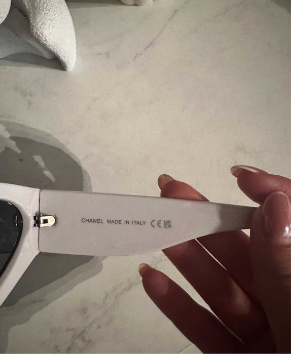 Okulary CH czarne nowe