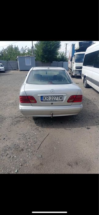 Мерседес 2.9 тди