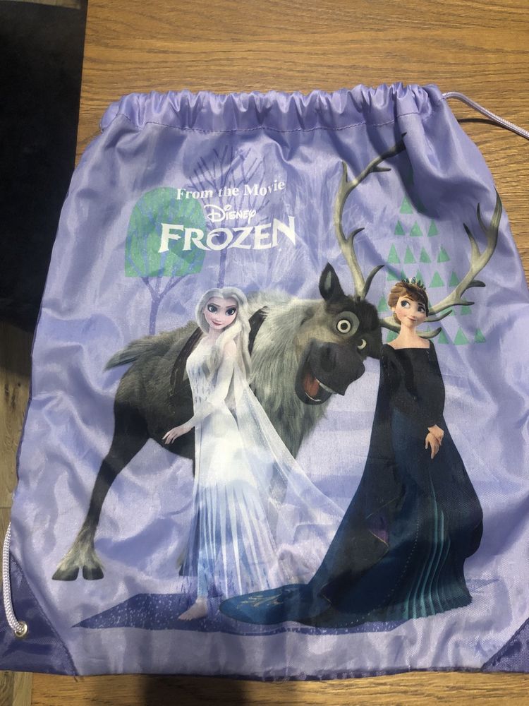 Plecak, worek i gra Frozen