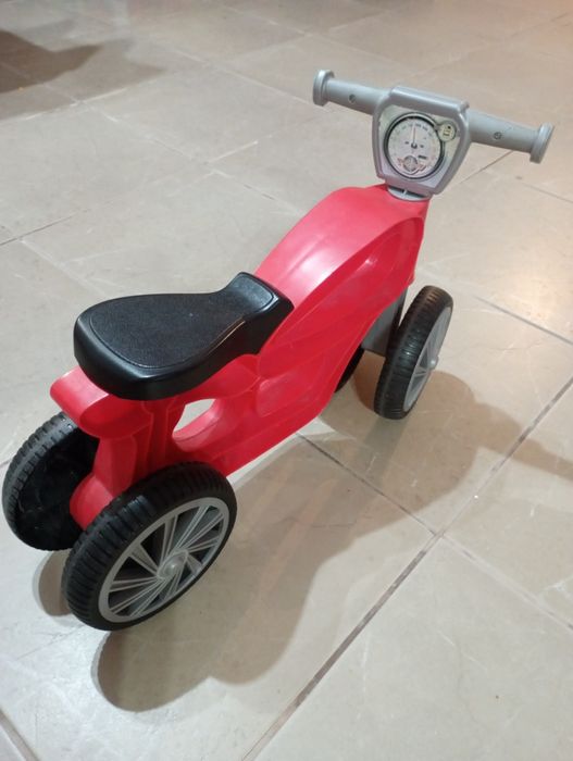 Moto infantil de equilíbrio
