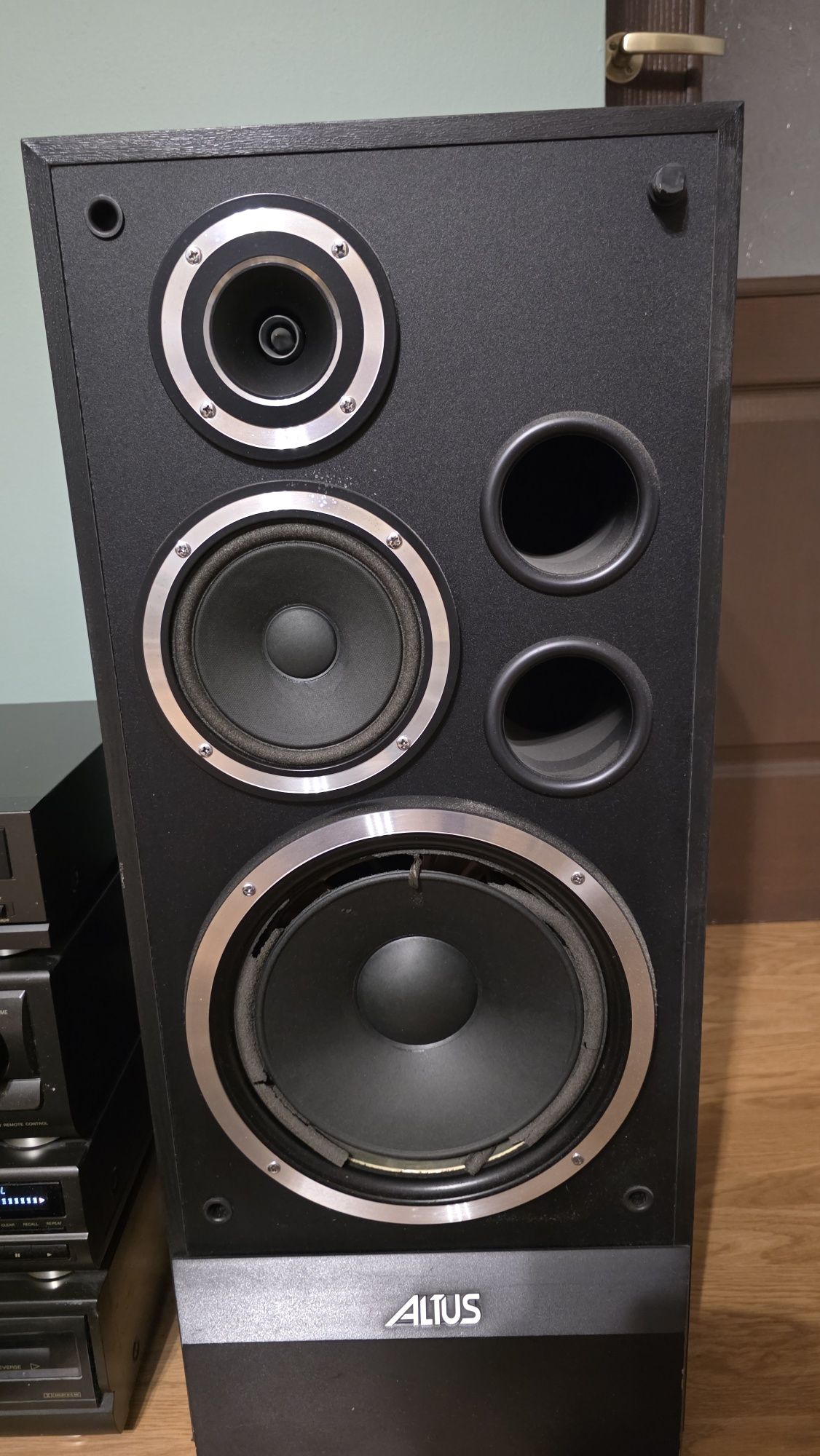 Wieża Technics 4 części + dwie kolumny Tonsil Altus 200 W