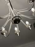 Lampa wiszaca osmioramienna metalowa