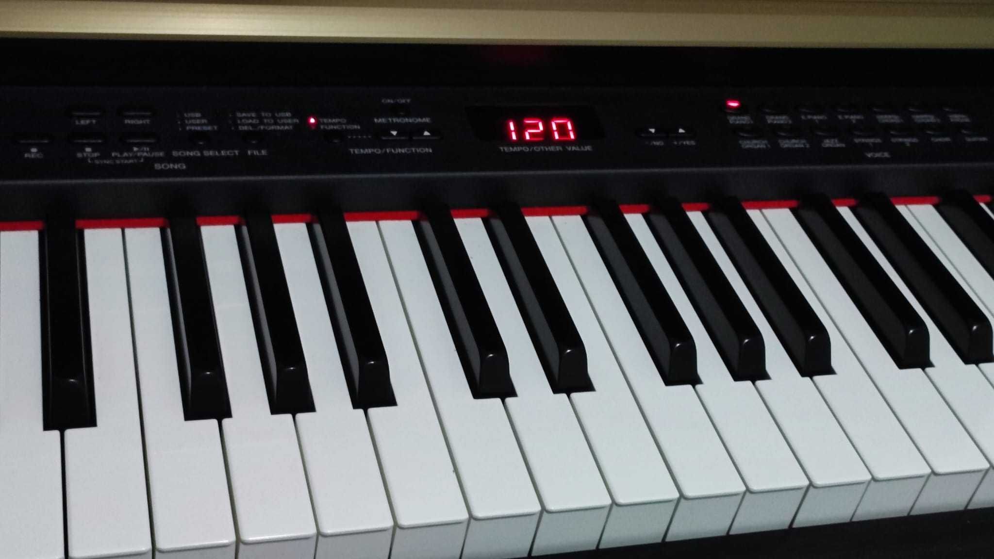 Piano Digital Yamaha Clavinova