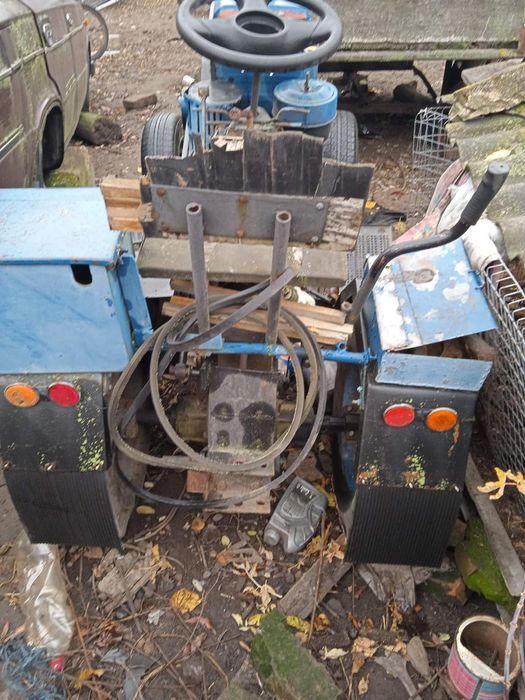 Міні трактор Зубр 12 лошадиних сил