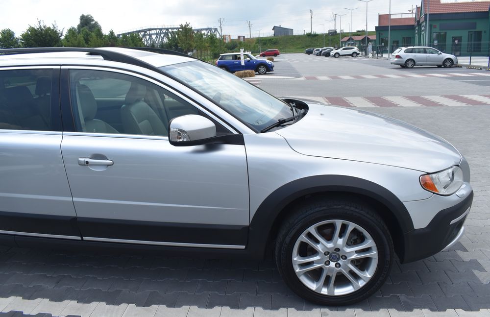 Volvo  xc70  2016