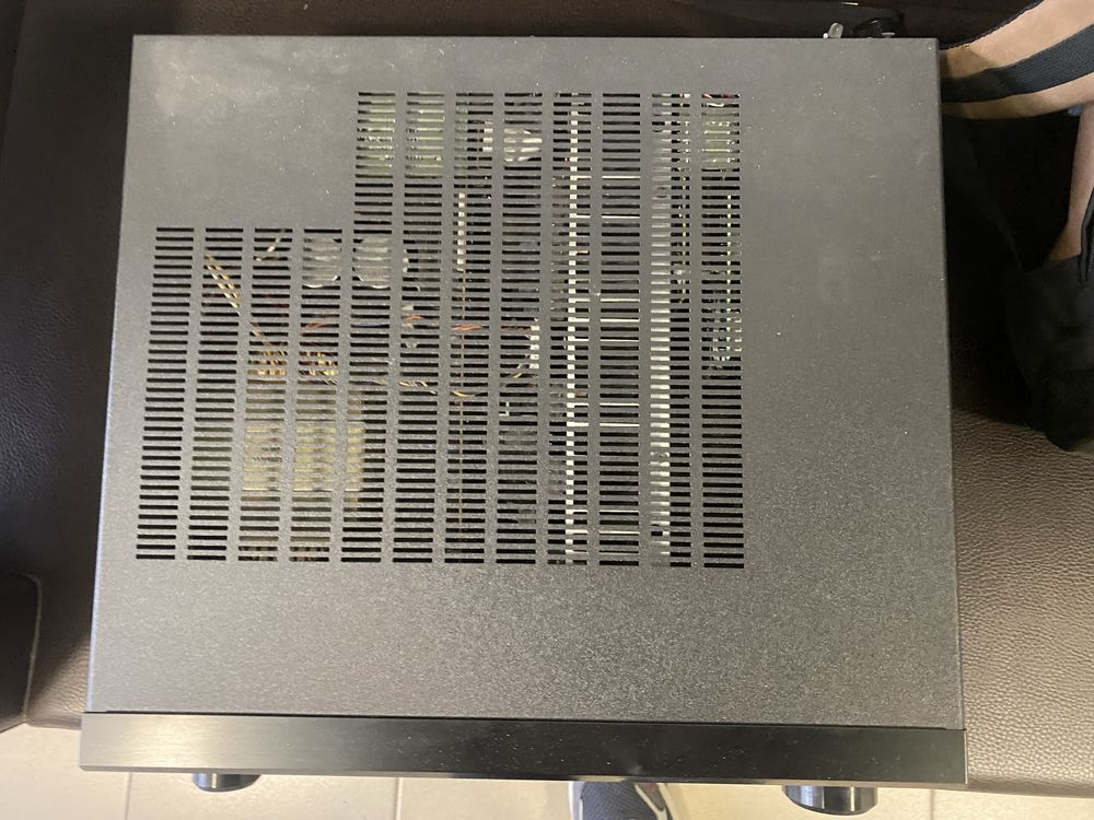 Ресивер Denon AVR-2805