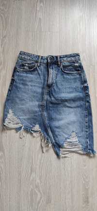 Damska spódnica jeansowa